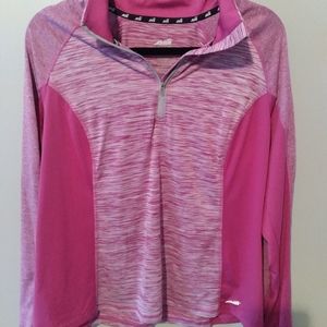 Avia XL dry fit top.